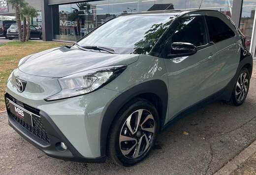 Toyota *1 PROP* CAMERA* CARPLAY* NAVI* 6000KM*
