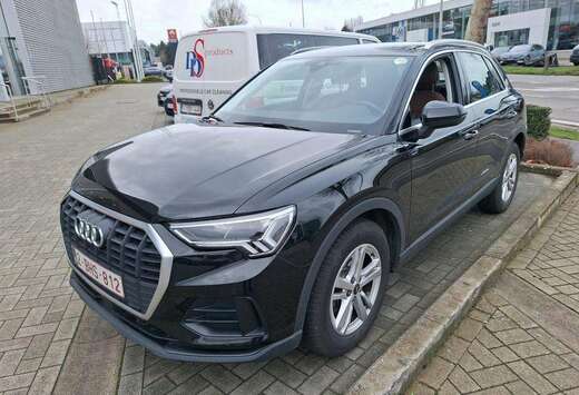 Audi Q3 35 TFSI Business Edition S tronic