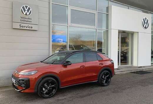 Volkswagen R-LINE BLACK STYLE 1.5eTSI 150CV DSG7