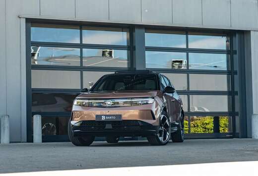 Opel Electr. 213 PK | Ultimate | Pano | Leder | 360° ...