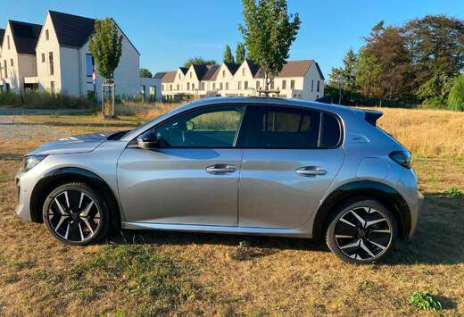 Peugeot 208 1.2i Hybrid GT e-DCS6 GT