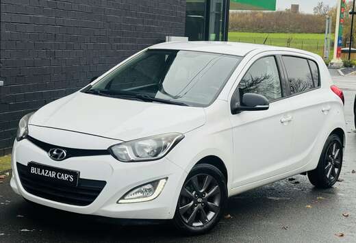 Hyundai i20 1.2i Move GARANTI CARNET CLIM USB