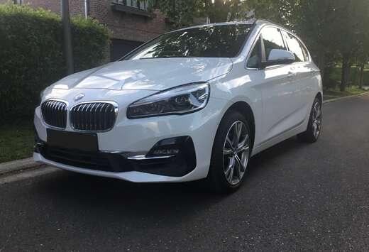 BMW Active Tourer LUXURY Line AUTO/NAVI/PANO/CUIR/PDC