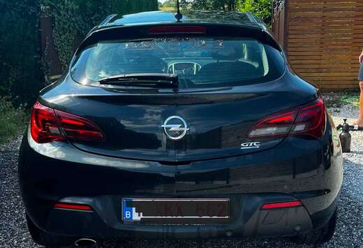 Opel Astra GTC 2.0 CDTi Sport Start