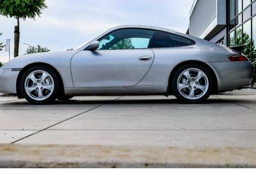 Porsche 3.4i Tiptronic S