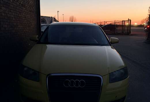 Audi Sportback 1.6i 16v FSI Ambiente