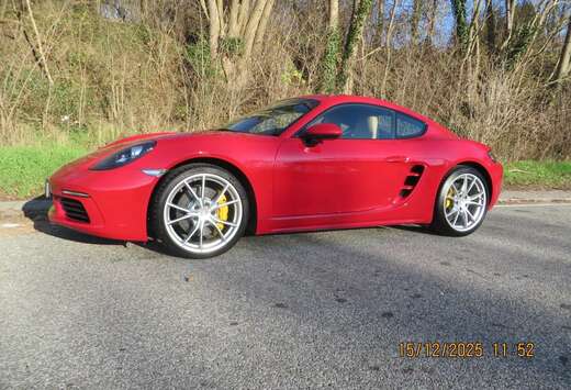 Porsche 718 Cayman S 2.5 Turbo PDK