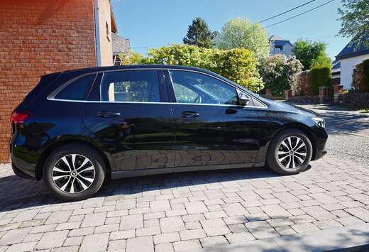 Mercedes-Benz B 180 d Business Line Business Line