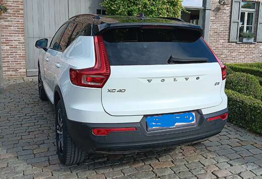 Volvo XC40+2.0+D3+R-Design+Geartronic