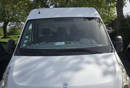 Renault 2.3 dCi 33 L2H2 Confort (E5)