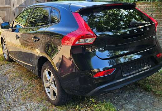 Volvo V40 1.6 D2 Kinetic (bijna full option)