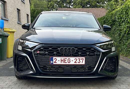 Audi RS3 TFSI Sportback quattro S tronic