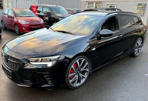 Opel Insignia Sports Tourer 2.0 Turbo 4x4 GSi