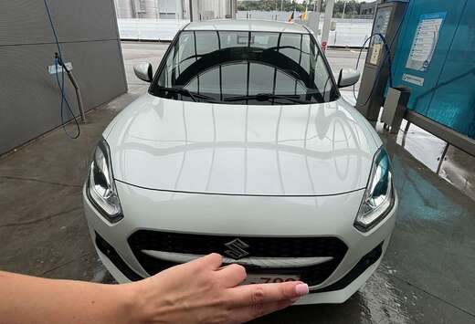 Suzuki Swift 1.2i SHVS GLX 12V CVT