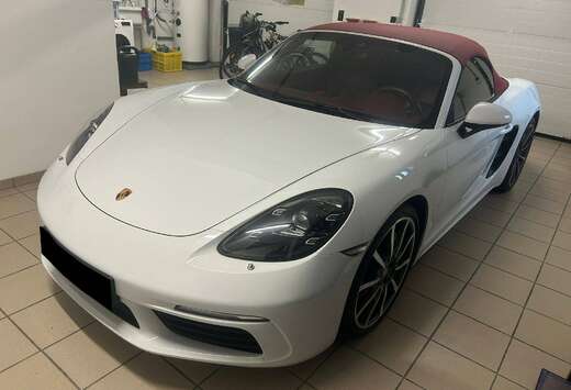 Porsche 718 Boxster S 2.5 Turbo PDK