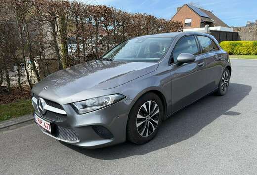 Mercedes-Benz A 180 Business Solution Essential