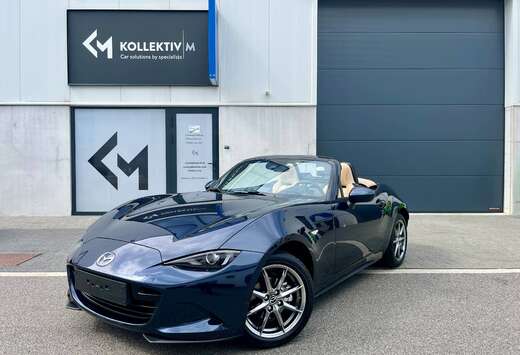 Mazda 1.5i Kazari / Deep Crystal Blue / Beige Nappa L ...