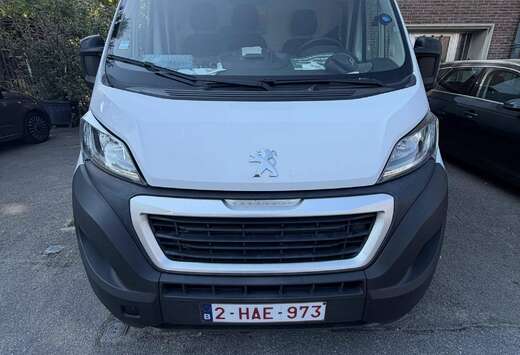 Peugeot 2.2 BlueHDi L2H2 Premium S/S (EU6.3)