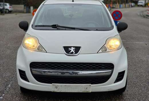 Peugeot 1.0 bezine verkocht met blanco keuring