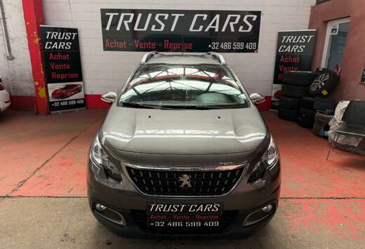 Peugeot 2008 1.2i  Style