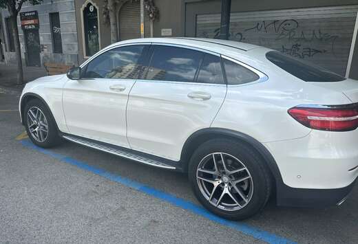 Mercedes-Benz Coupé d 4-Matic