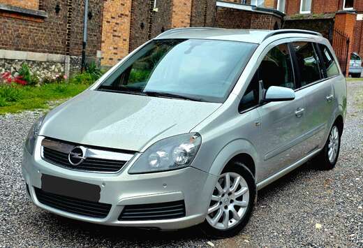 Opel Zafira 1.9 DTL CDTi Cosmo FAP