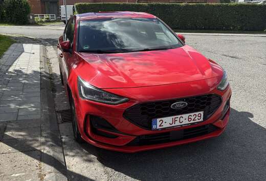 Ford Focus 1.0 EcoBoost MHEV ST-Line Design