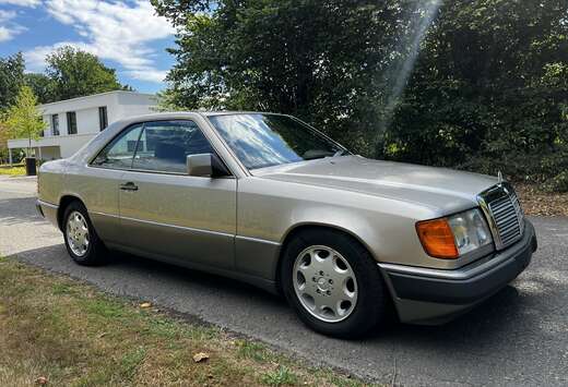 Mercedes-Benz W124 300 CE 12v M103