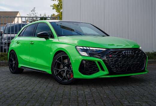 Audi RS3 Sportback/Camera/Pano.B&O/Leder/Garantie