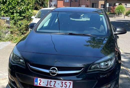 Opel Astra 1.4 Turbo Design Edition