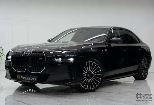 BMW M e xDrive Individual FULL OPTIONS Black pack