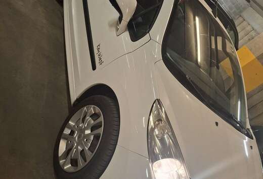 Peugeot 207 CC 1.6i Key West