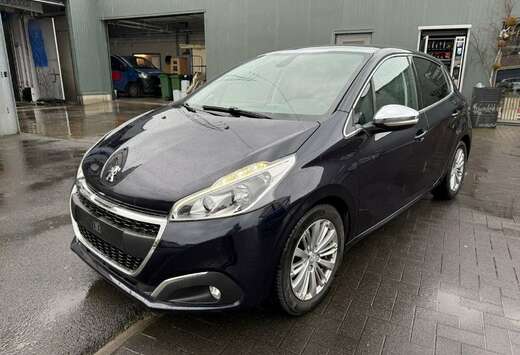 Peugeot 208 1.2 PureTech Allure S GARANTIE 1 AN/JAAR