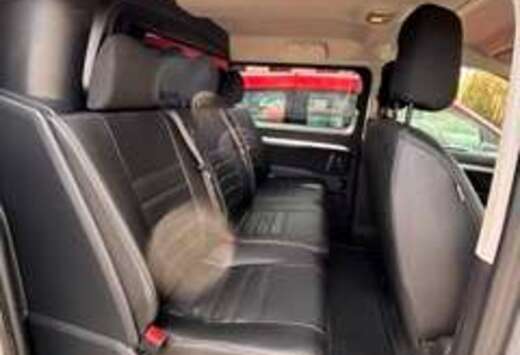 Toyota 2.0 D-4D Long Comfort (L2) S/S (EU6.3)