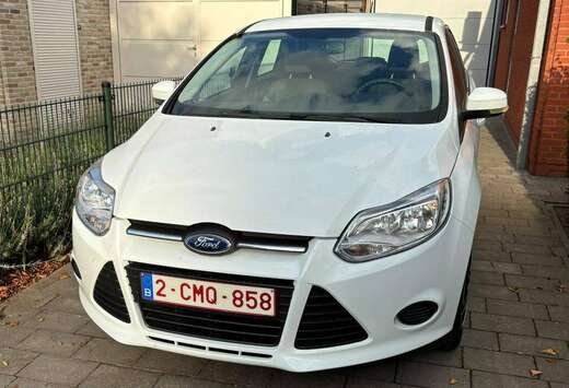 Ford Focus 1.6i Ti-VCT Ambiente