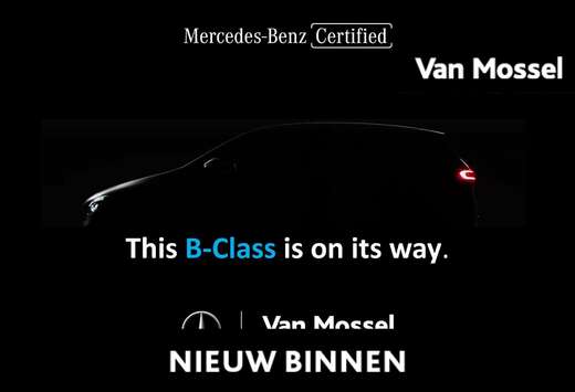 Mercedes-Benz Luxury Line + NIGHTPAKKET + CARPLAY +