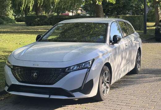 Peugeot SW PureTech 130 EAT8 Allure