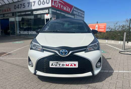 Toyota Yaris Hybrid 1.5i VVT-i C. and pack Two-Tone E