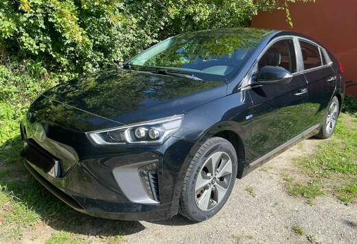 Hyundai EV premium