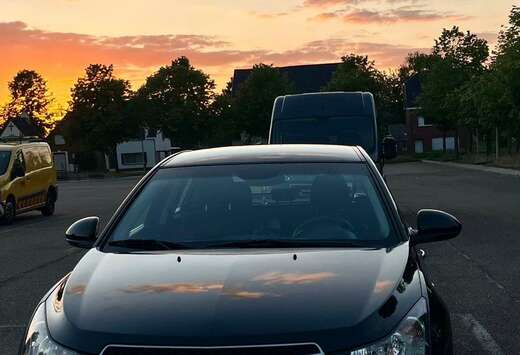 Chevrolet 1.8i LT