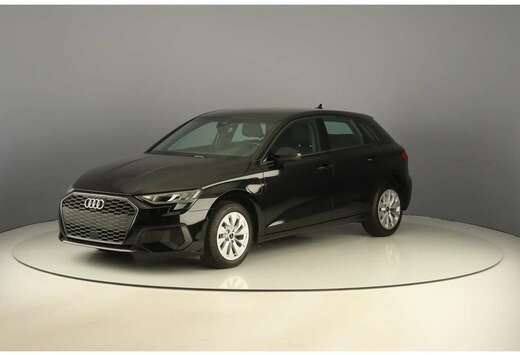 Audi 40TFSIe 204pk Attraction Pack Business