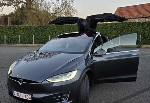 Tesla  Tesla Model X 90D  2017  148.954 km