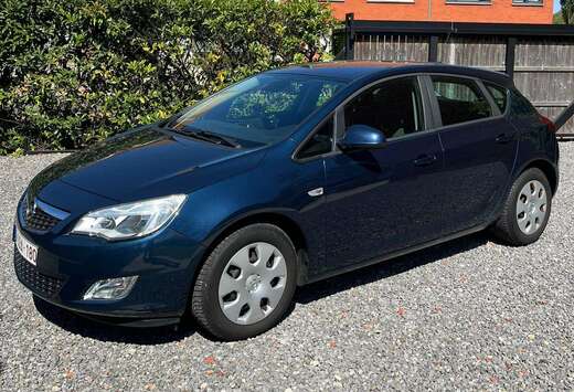 Opel Astra 1.6i