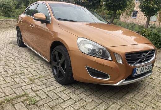 Volvo S60 3.0 T6 AWD R-Design Geartronic LPG