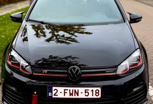 Volkswagen Golf 2.0 TSI DSG