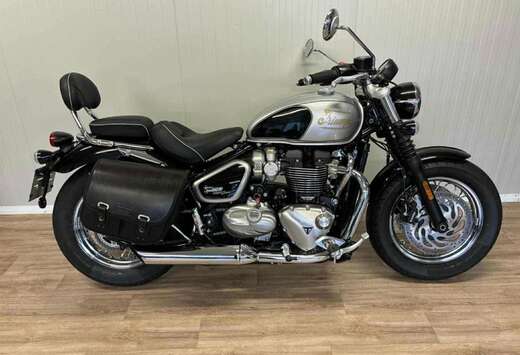 Triumph Icon Edition