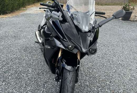 Suzuki Touring/Sport