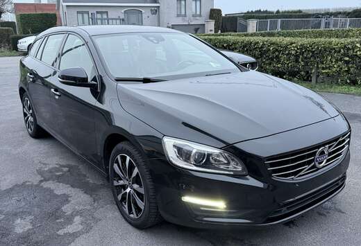Volvo V60 2.0 T3 Black Edition