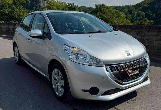 Peugeot 208 1.2i Active