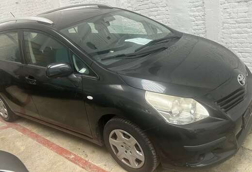 Toyota Verso 1.6i Comfort 5pl.